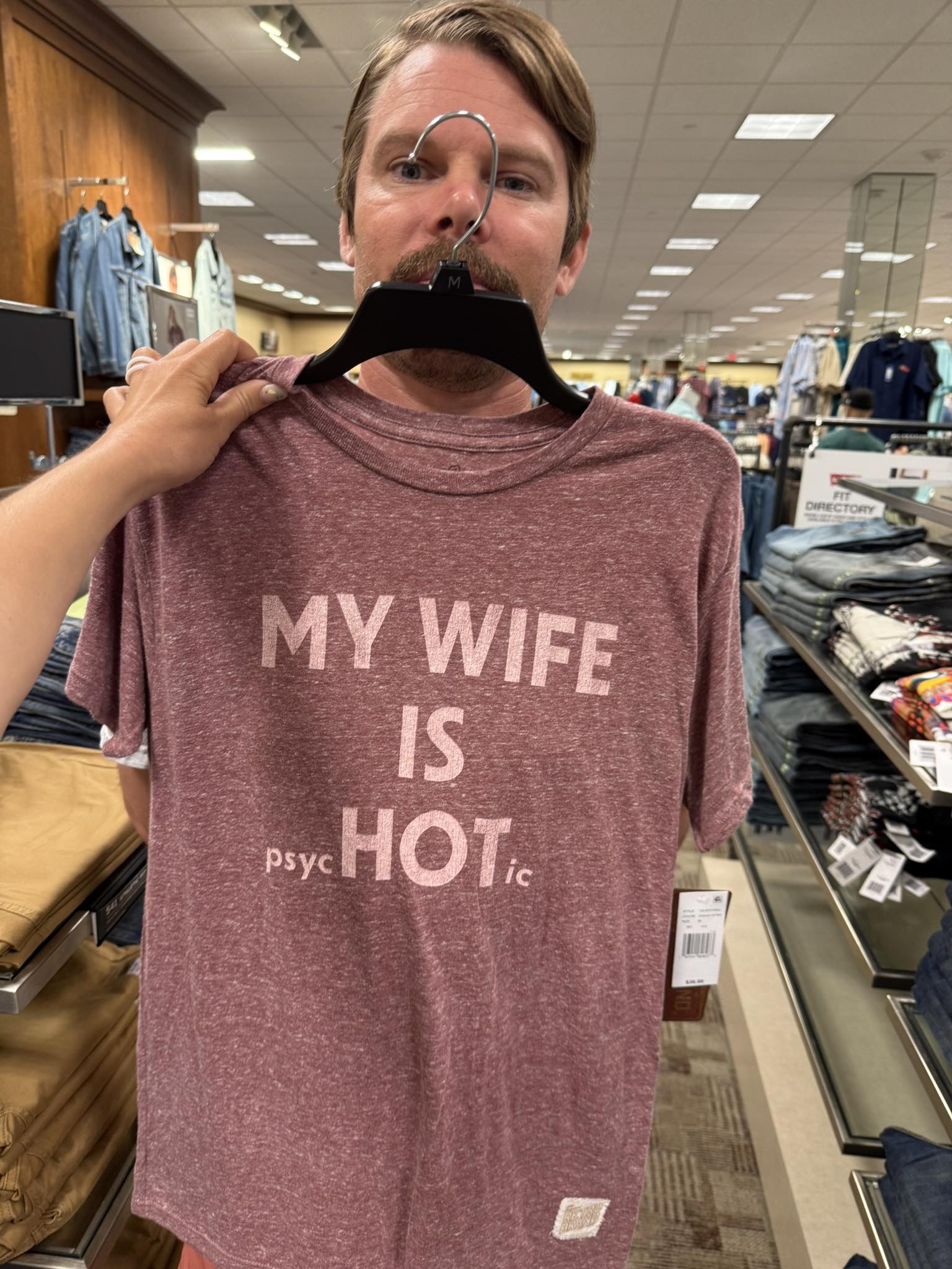 MY WIFE IS psyscHOT ic